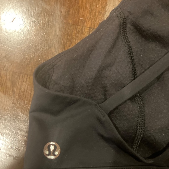 Lululemon black bra-excellent condition-size 12-large - Picture 3 of 4